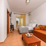 Roxani Hotel