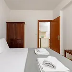 Hotel Roxani