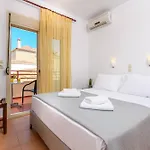 Roxani Hotel