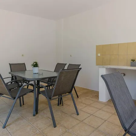 Roxani * Limenas (Thasos)