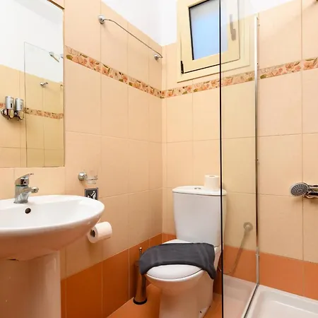 Hotel Roxani *