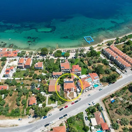 Roxani Hotel