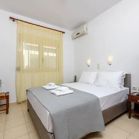 Hotel Roxani *