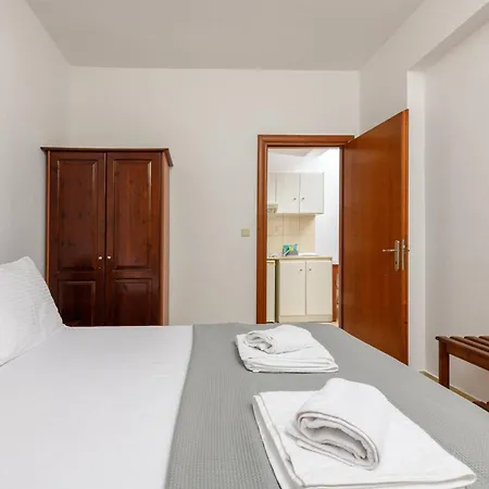 Hotel Roxani